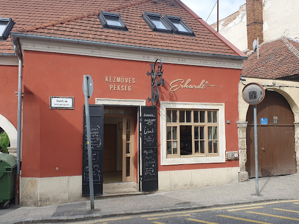 Erhardt Étterem és Panzió