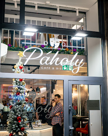 Páholy Café & Bistro