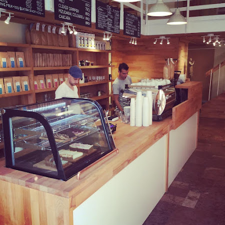 Madal Cafe - Specialty Coffeeshop - Kávézó, kávészaküzlet