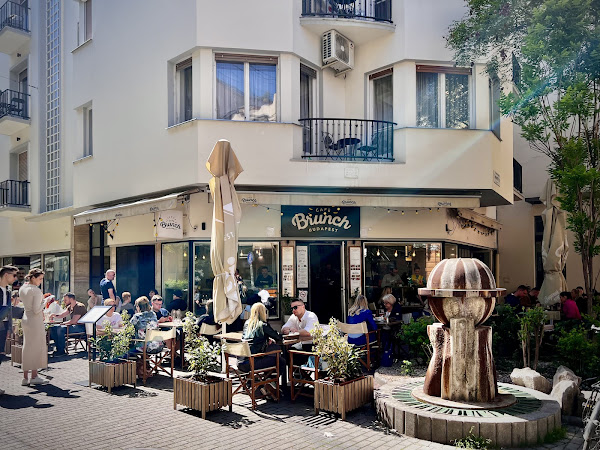 Cafe Brunch Budapest - Opera