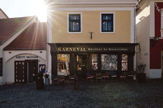 Karnevál Kávéház és Gasztrobár
