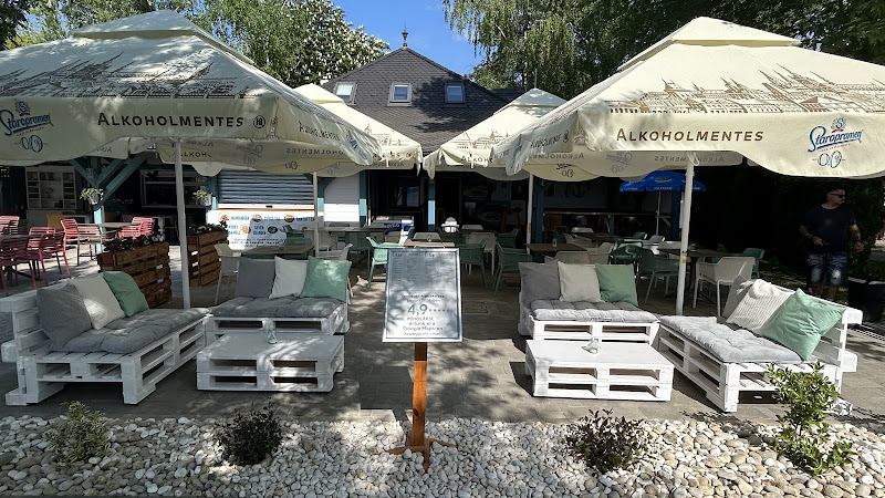 Seven Streetfood & Cocktail Bar
